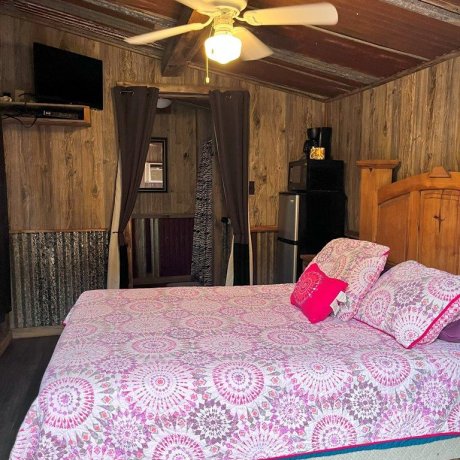 A interior view of a cabin at 429 Resort & Marina in Quinlan, TX.